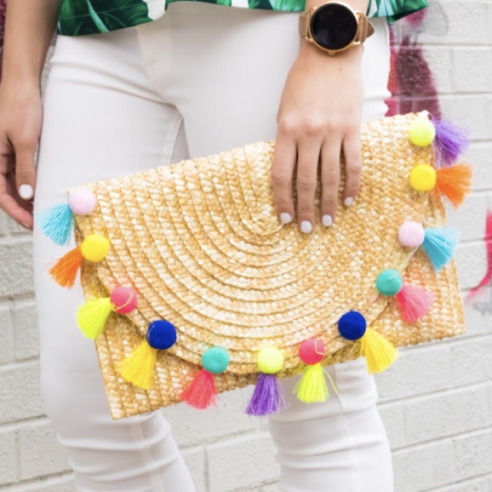 Last One! Pom Pom Clutch 🎉🎉